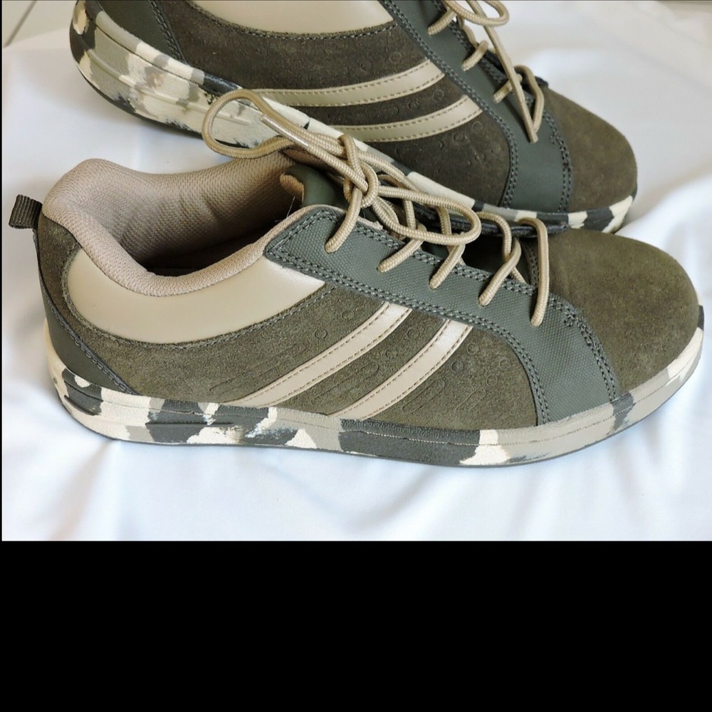 The Children’s Place Shoes Suede Camouflage 5 - Picture 5 of 6